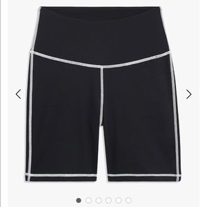 WeWoreWhat Black biker shorts Size L